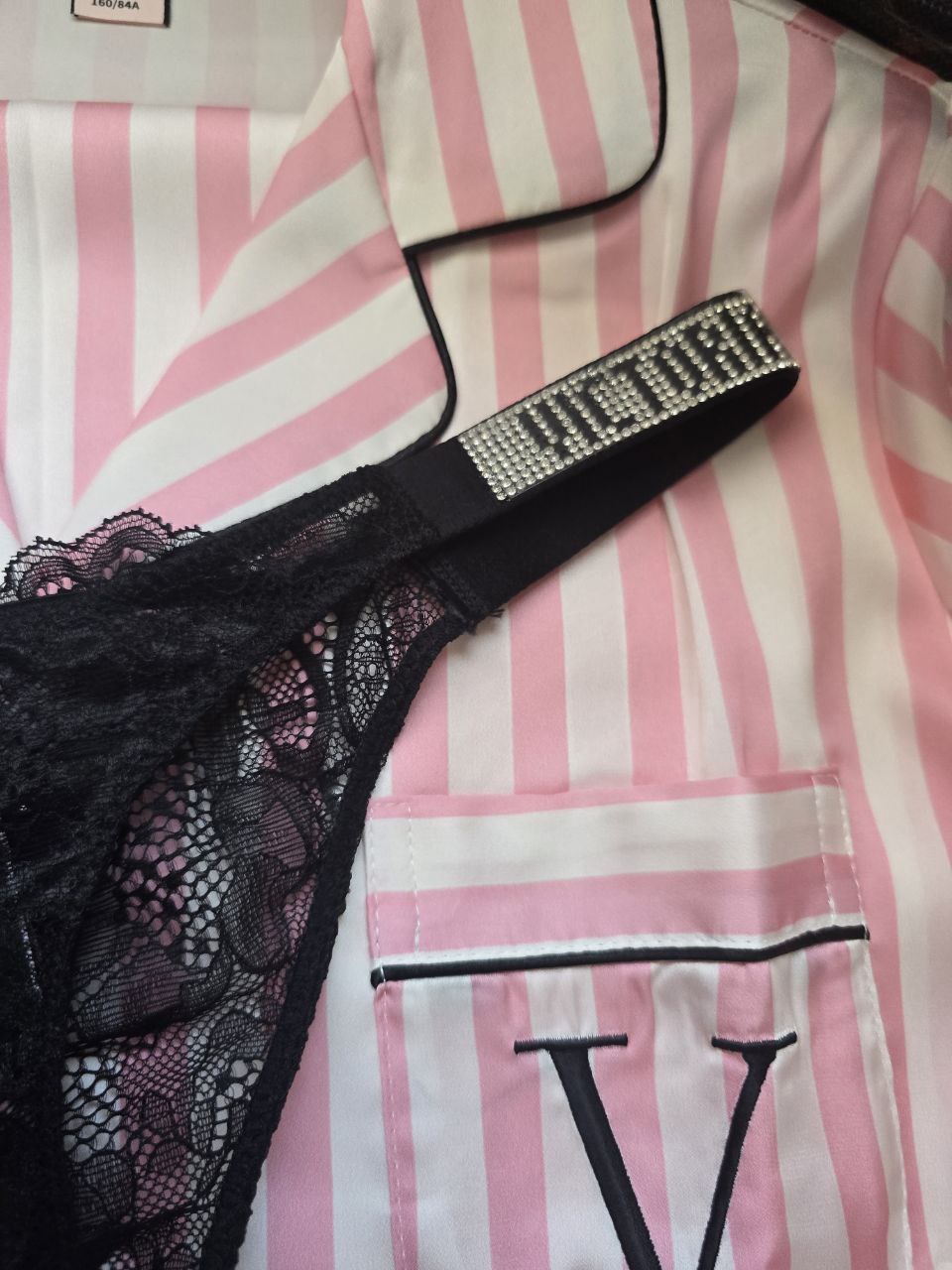Shine Strap Lace Panty - Black