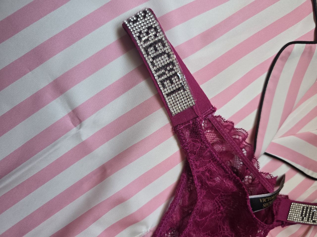 Shine Strap Lace Panty - Red Rose