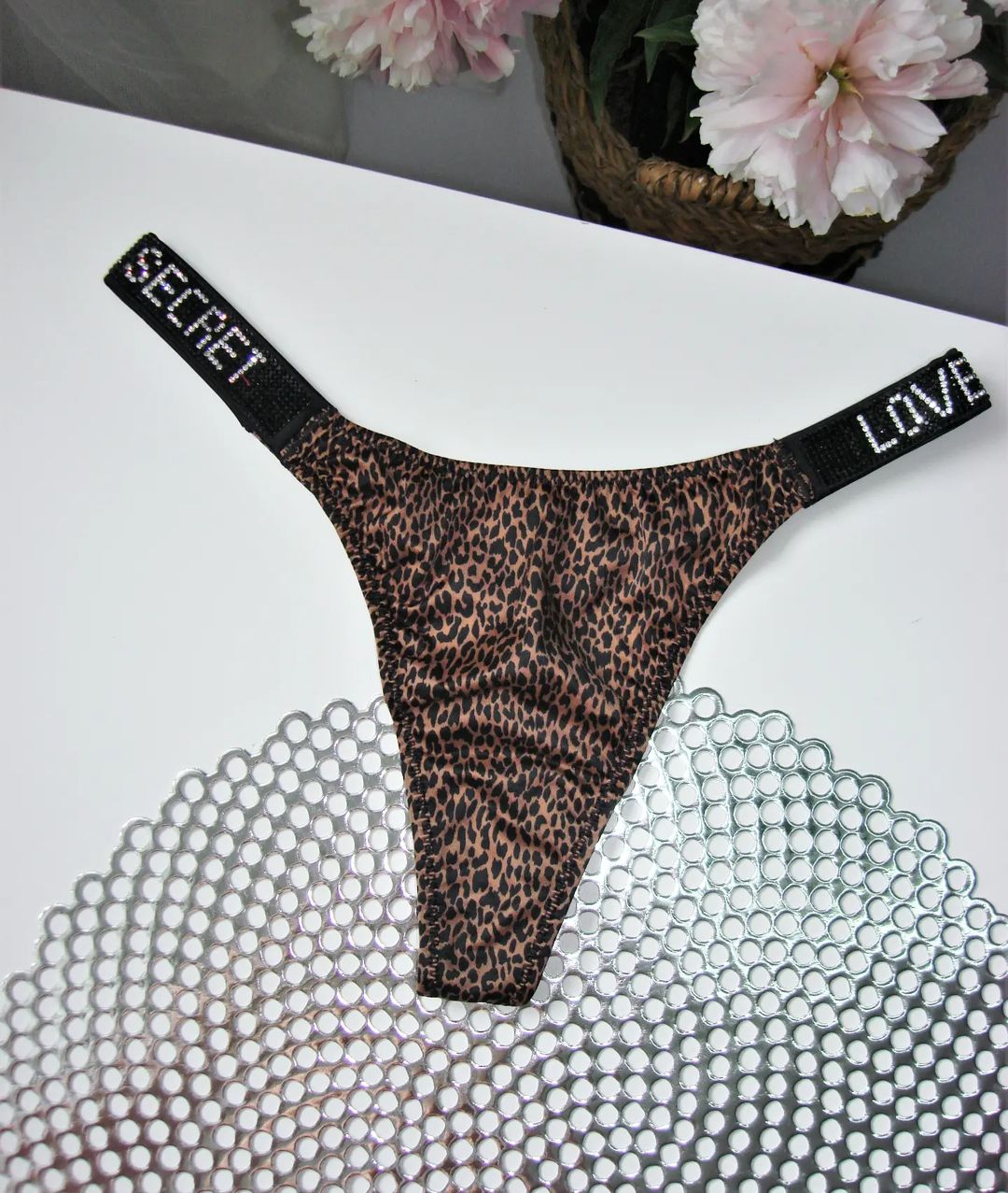 Women Sexy Rhinestone G-string Thongs Lingeries T-back Underwear Panties Fitness