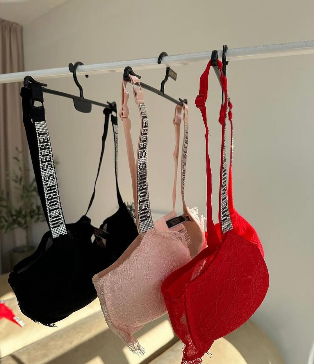 Shine Strap Lace Push-Up Bra + Shine Strap Lace Panty