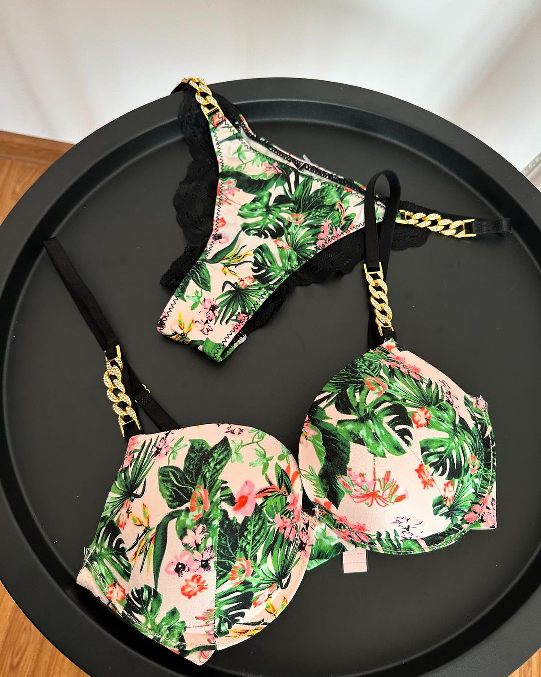 Orchid Paradise Very Sexy Push-Up Bra + Panty