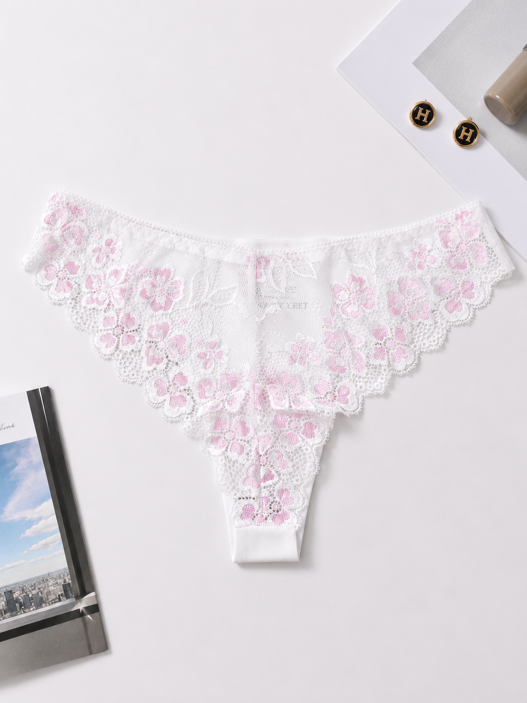 Victoria’s Secret Seamless Lace x Laser Cut Panty