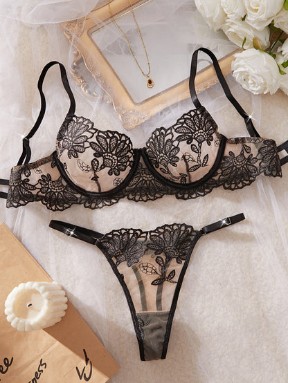 Noir Petal Embroidery Set