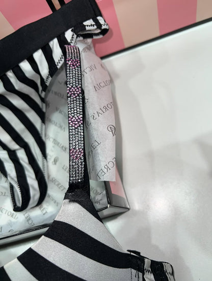 Victoria Secret Shine Patch Lightly Lined Demi Bra & Thong Set