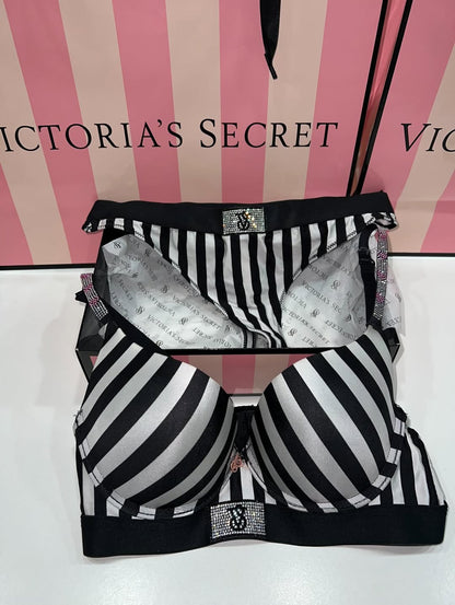 Victoria Secret Shine Patch Lightly Lined Demi Bra & Thong Set