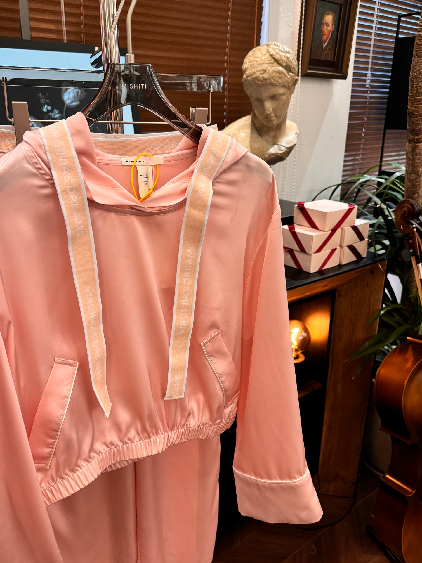 Hotzzz Premium – Blush Whisper Lounge Set