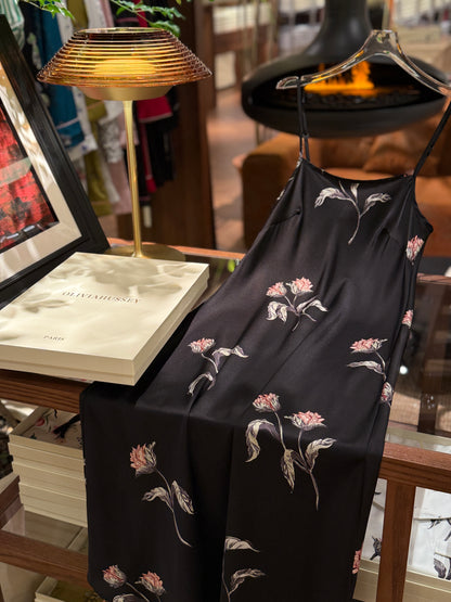 Hotzzz Premium – Midnight Bloom Slip Dress