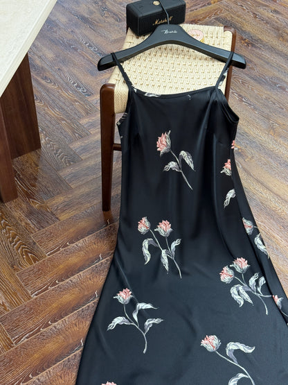 Hotzzz Premium – Midnight Bloom Slip Dress