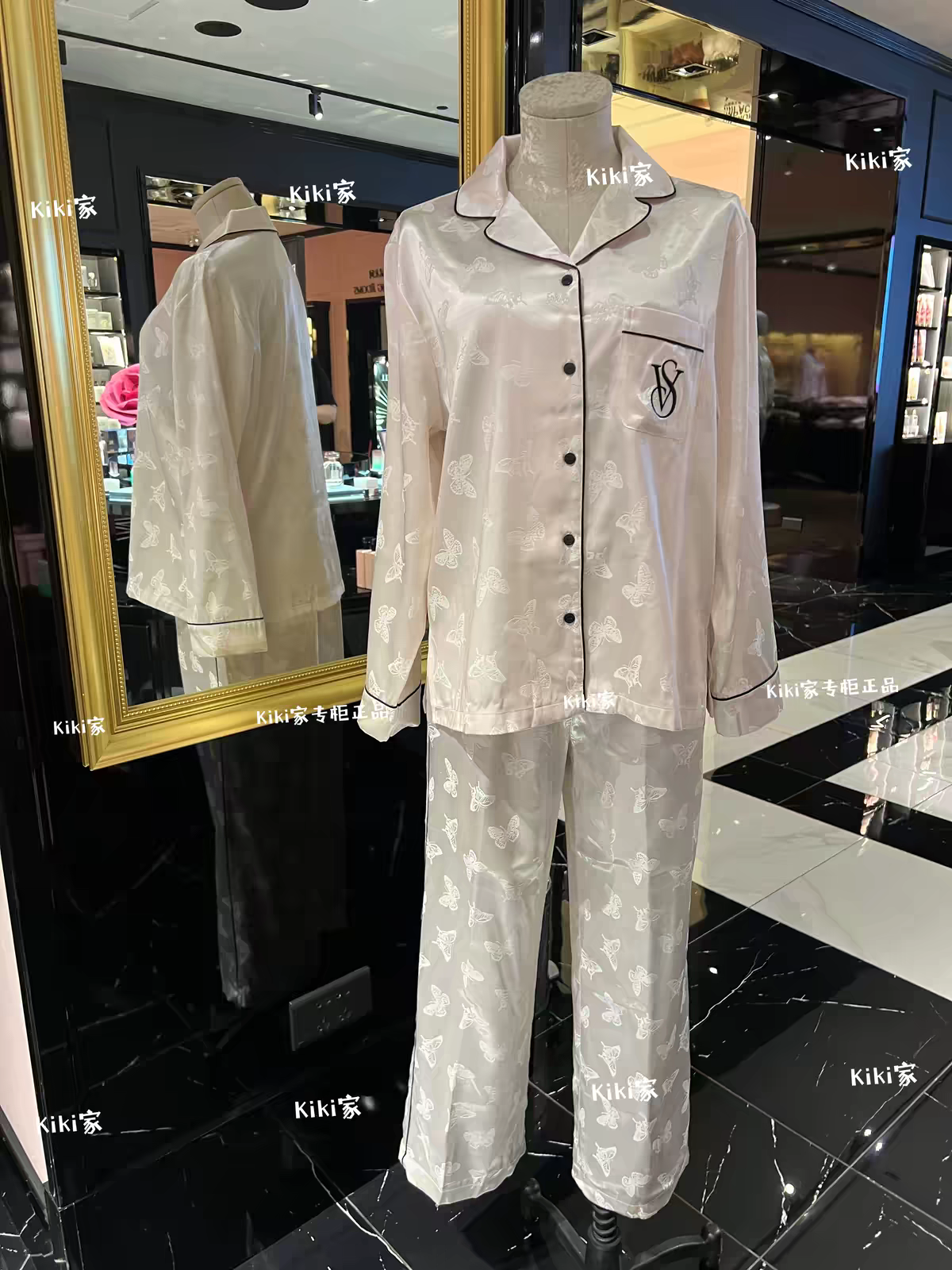 Moonlight satin long-sleeved | long-legged pajama set